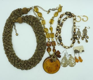 VTG GOLD BEADED SETS