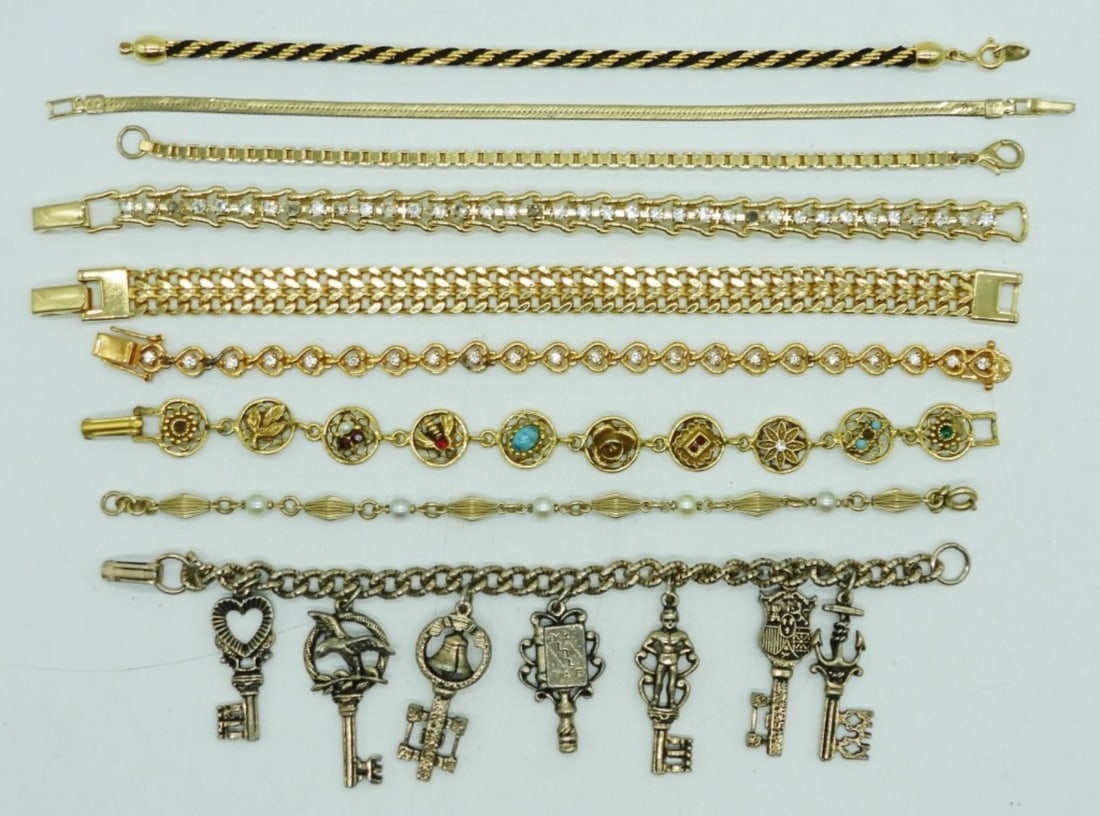 (9) PRETTY FASHION BRACELETS (1 of 1)