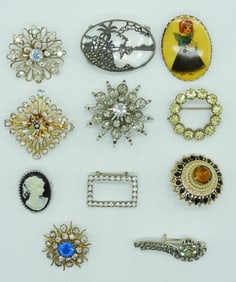 (11) VTG BROOCHES OF ALL STYLES