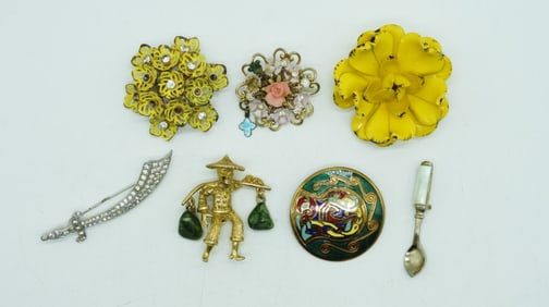 (7) VINTAGE BROOCHES - FLORAL