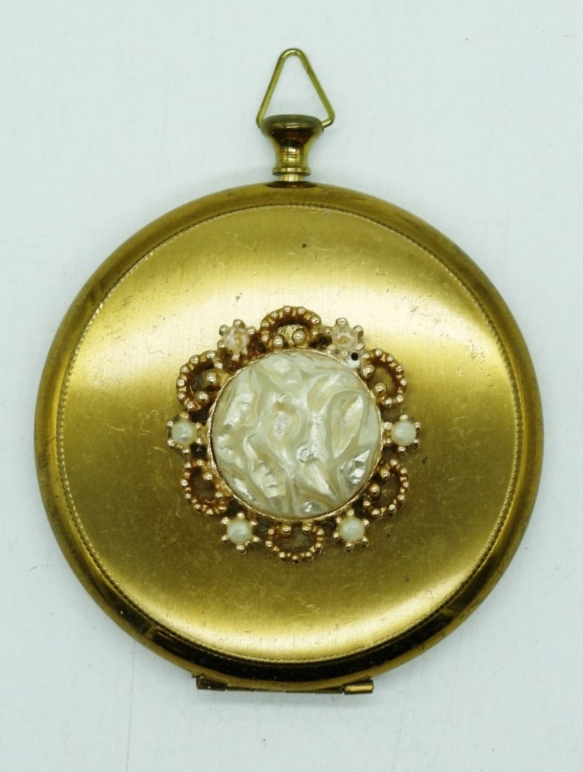 VTG POWDER COMPACT (1 of 3)