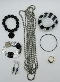 (7) SILVER TONE LADIES FASHION JEWELER LOT