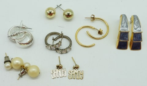 7 PIERCED EARRING SETS, MODERN
