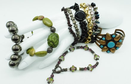 (10) MODERN BEADED STRETCHY BRACELETS