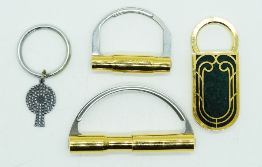 4 KEYCHAINS: FOUR KEYCHAINS