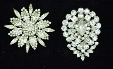 (2) WEISS RHINESTONE BROOCHES