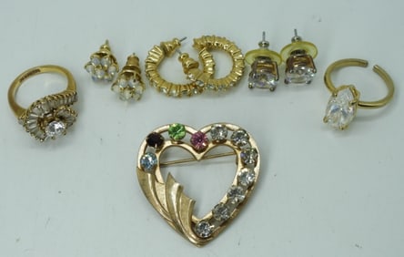 URANIUM GLASS BROOCH & MORE