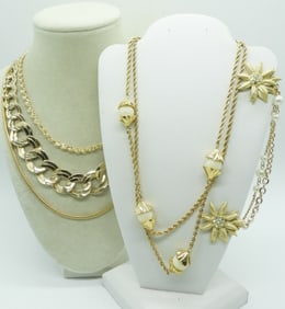 VTG NECKLACES & SWEATER CLIP