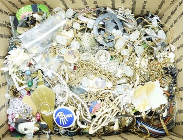 TREASURE BOX - MED FLAT RATE