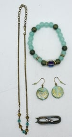 (4) PIECE  TURQUOISE LIKE  JEWELRY SET