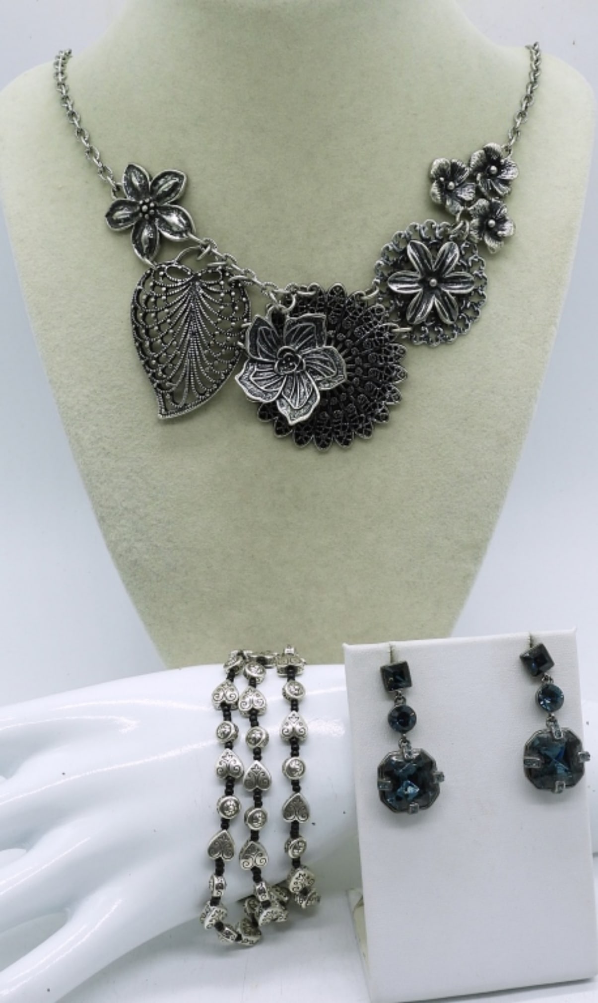 BRIGHTON BRACELET & OTHER JEWELRY (1 of 2)