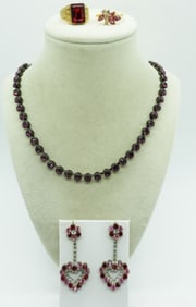 PINK & RED GEMSTONE HEART LOT