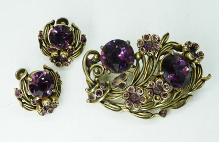 HOLLYCRAFT VTG PURPLE BROOCH EARRING SET