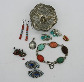 MISC ITEMS IN A CUTE METAL BOX