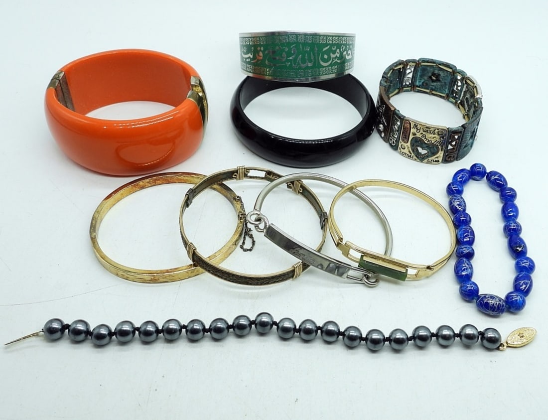 (10) VINTAGE BRACELETS - VARIOUS STYLES (1 of 1)