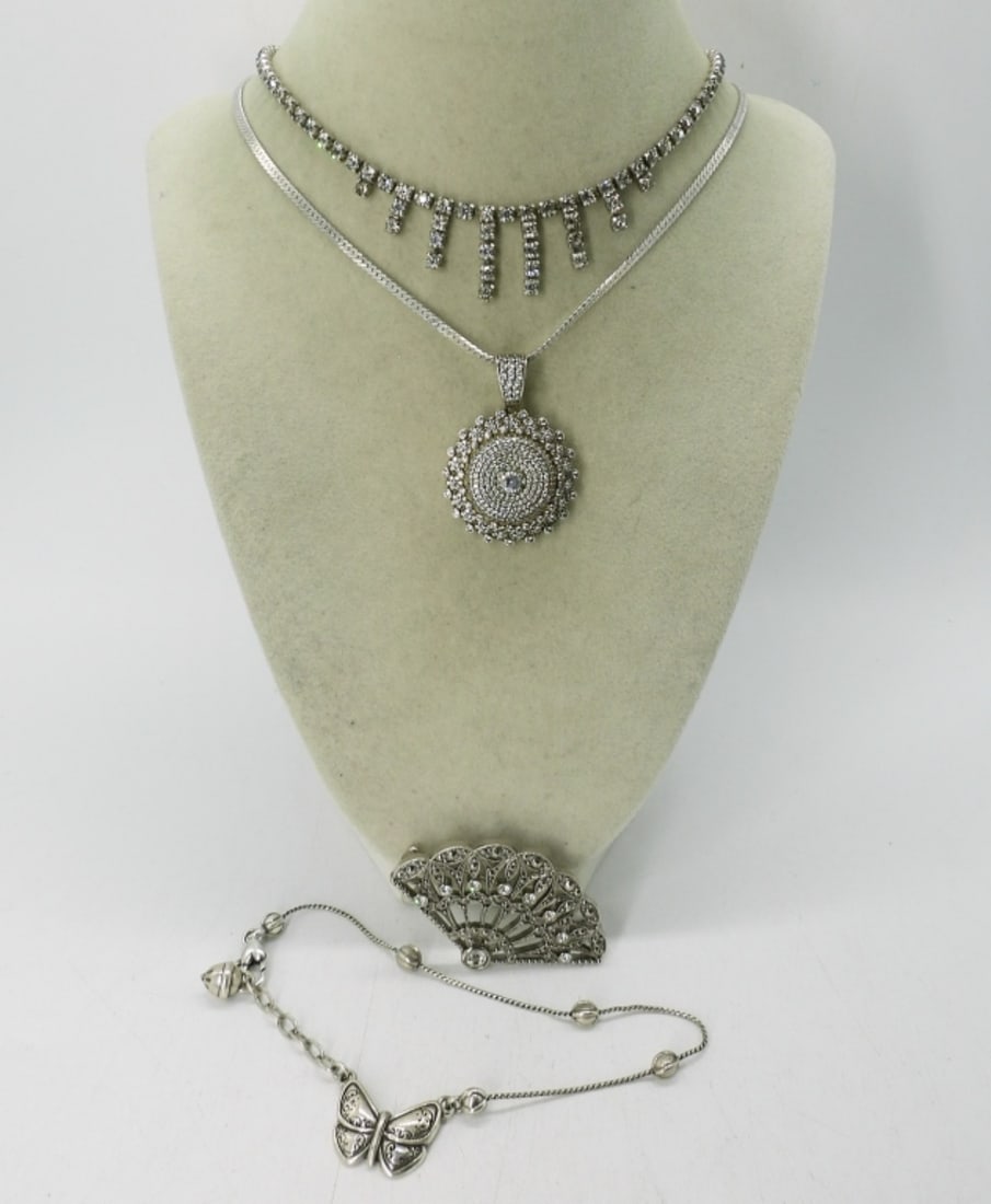 BRIGHTON BUTTERFLY ANKLET &  MORE (1 of 3)