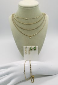 VTG FASHION EARRINGS NECKLACES & MORE