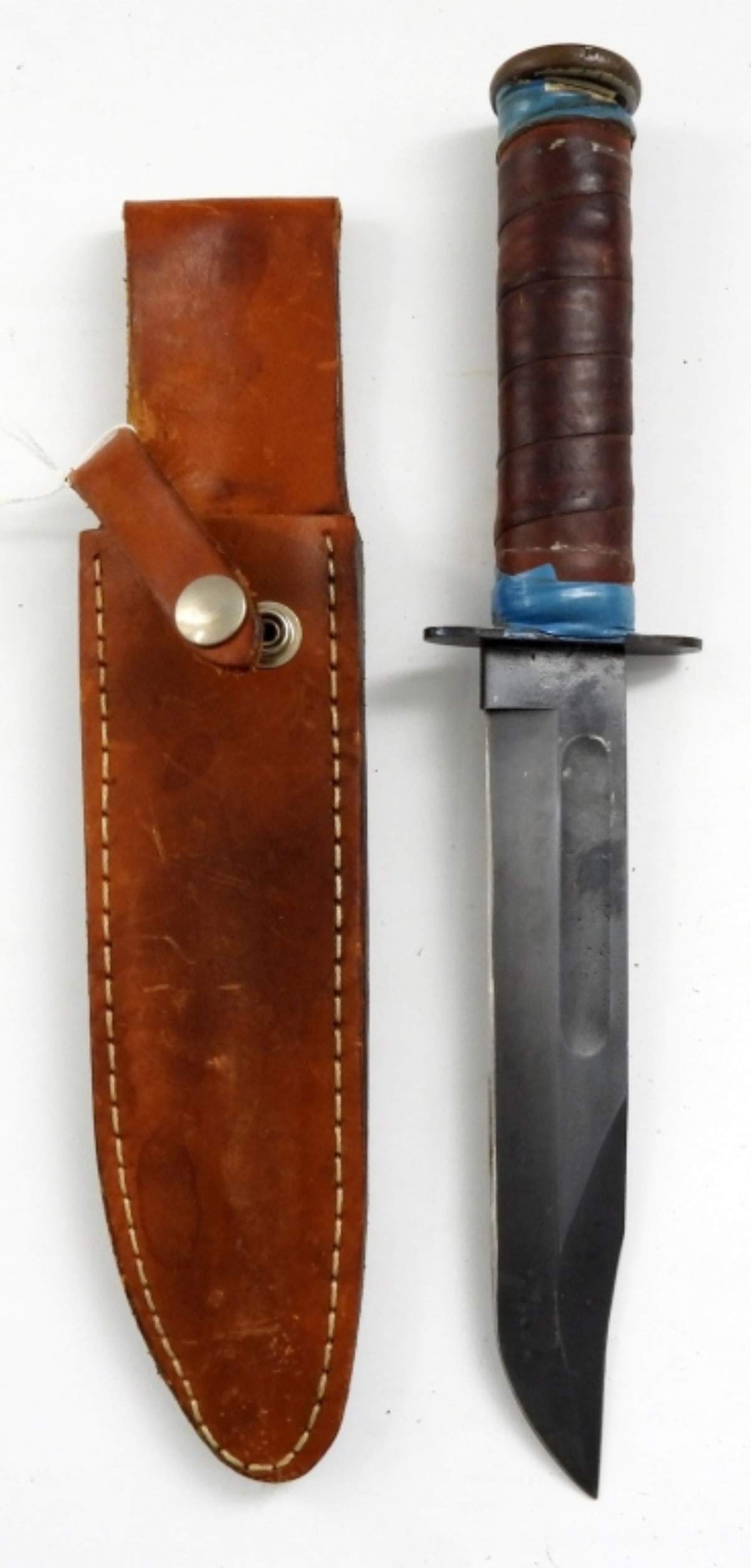 U.S. CAMILLUS MILITARY FIGHTING KNIFE (1 of 3)