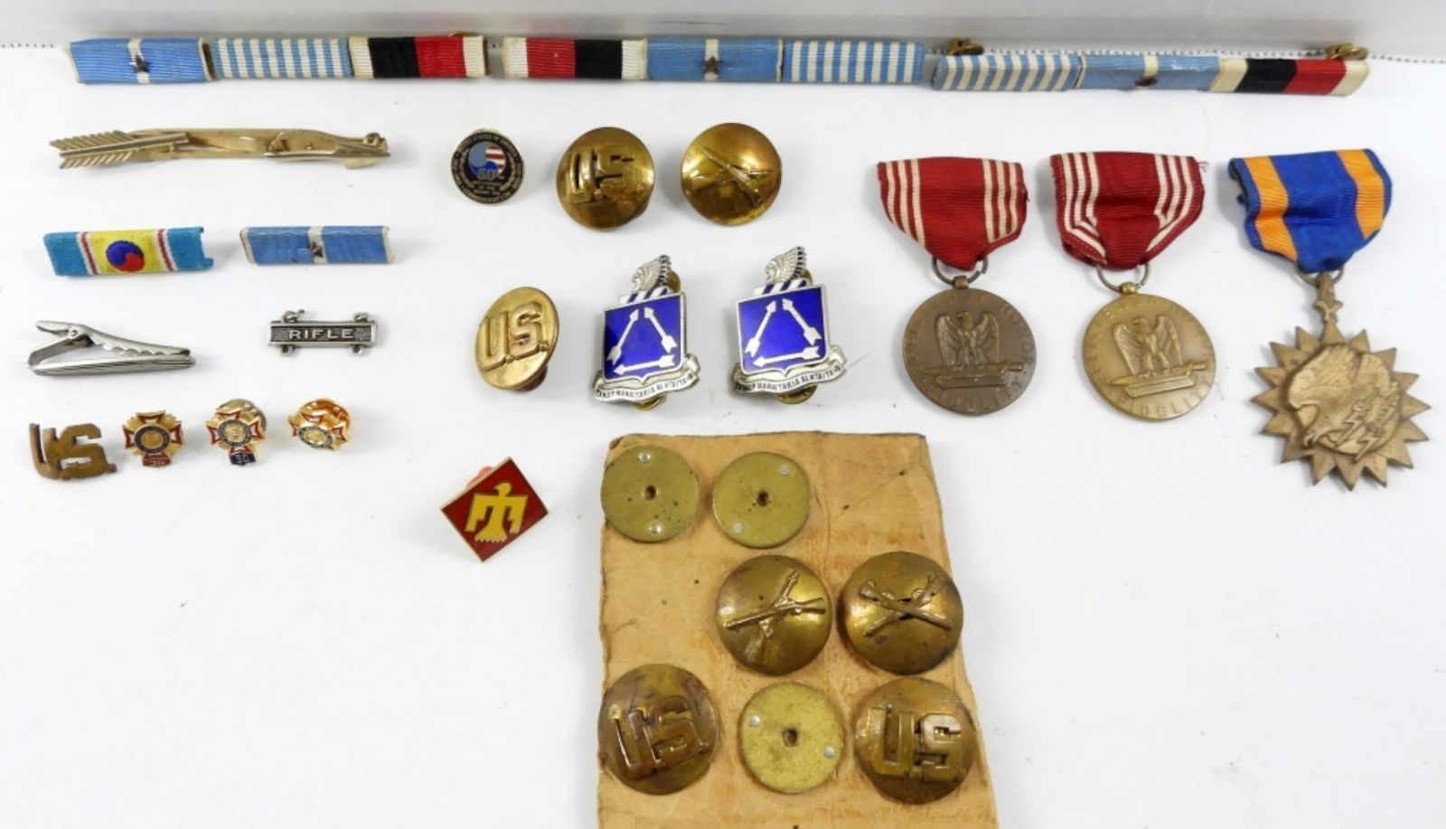 AIR MEDAL, (2) GOOD CONDUCT & MORE (1 of 3)