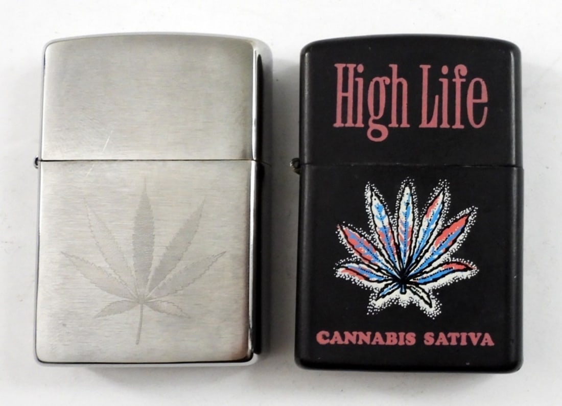 ETCHED LEAF 2020 ZIPPO WITH PIPE INSERT (1 of 4)