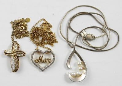 (3) STERLING NECKLACES - "MOM", CROSS &