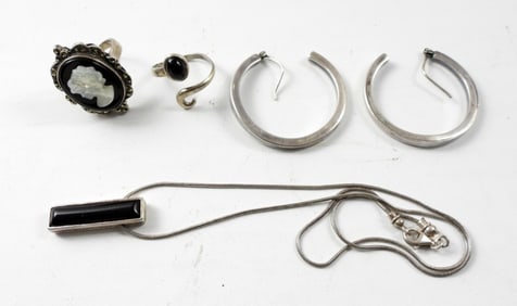 4 PIECE LADIES STERLING NECKLACE &MORE