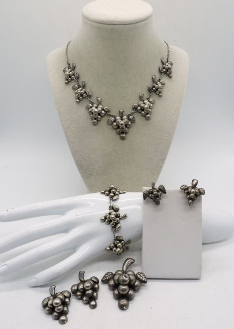 STERLING MEXICO GRAPE SET - VINTAGE (1 of 5)