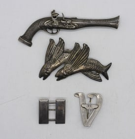 VINTAGE STERLING BROOCHES