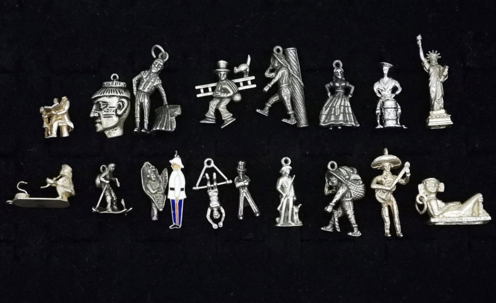 (18) STERLING VTG CHARMS: 18 VINTAGE STERLING CHARMS. 44 DWT