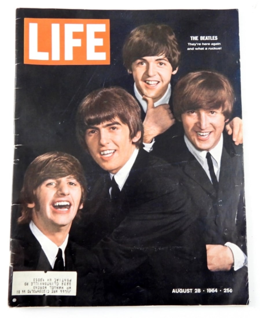 LIFE MAGAZINE - THE BEATLES AUG 1964 (1 of 3)
