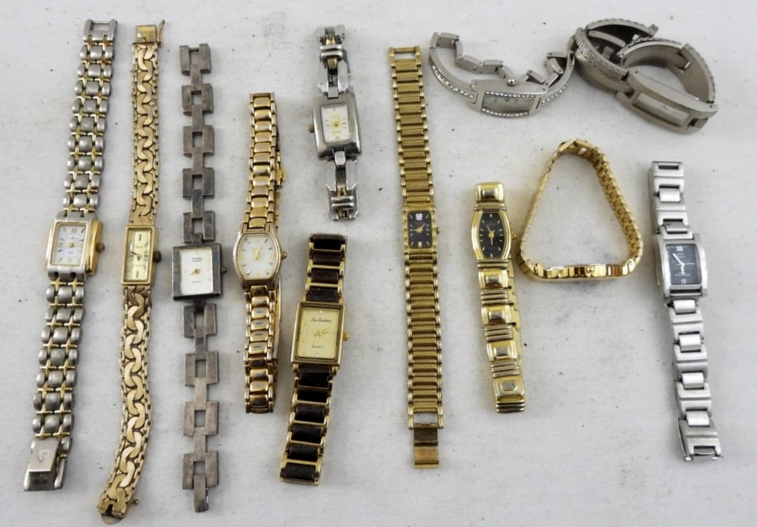 (12) RECTANGLE FACE LADIES WATCHES (1 of 3)