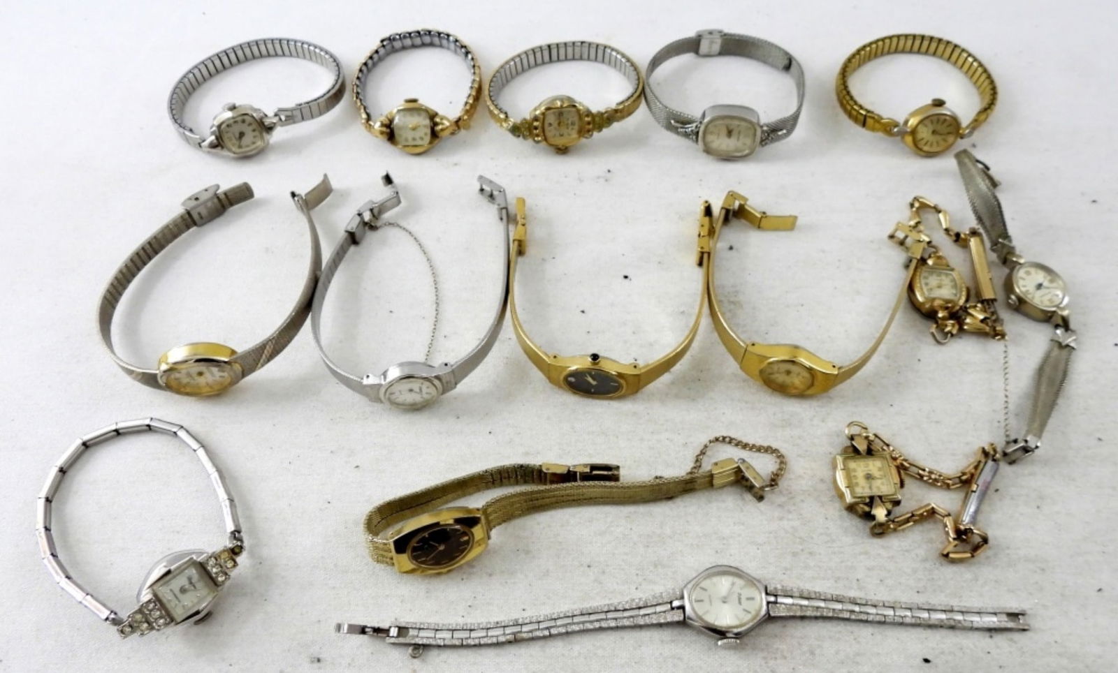 (15) LADIES VINTAGE PETITE WATCHES (1 of 3)