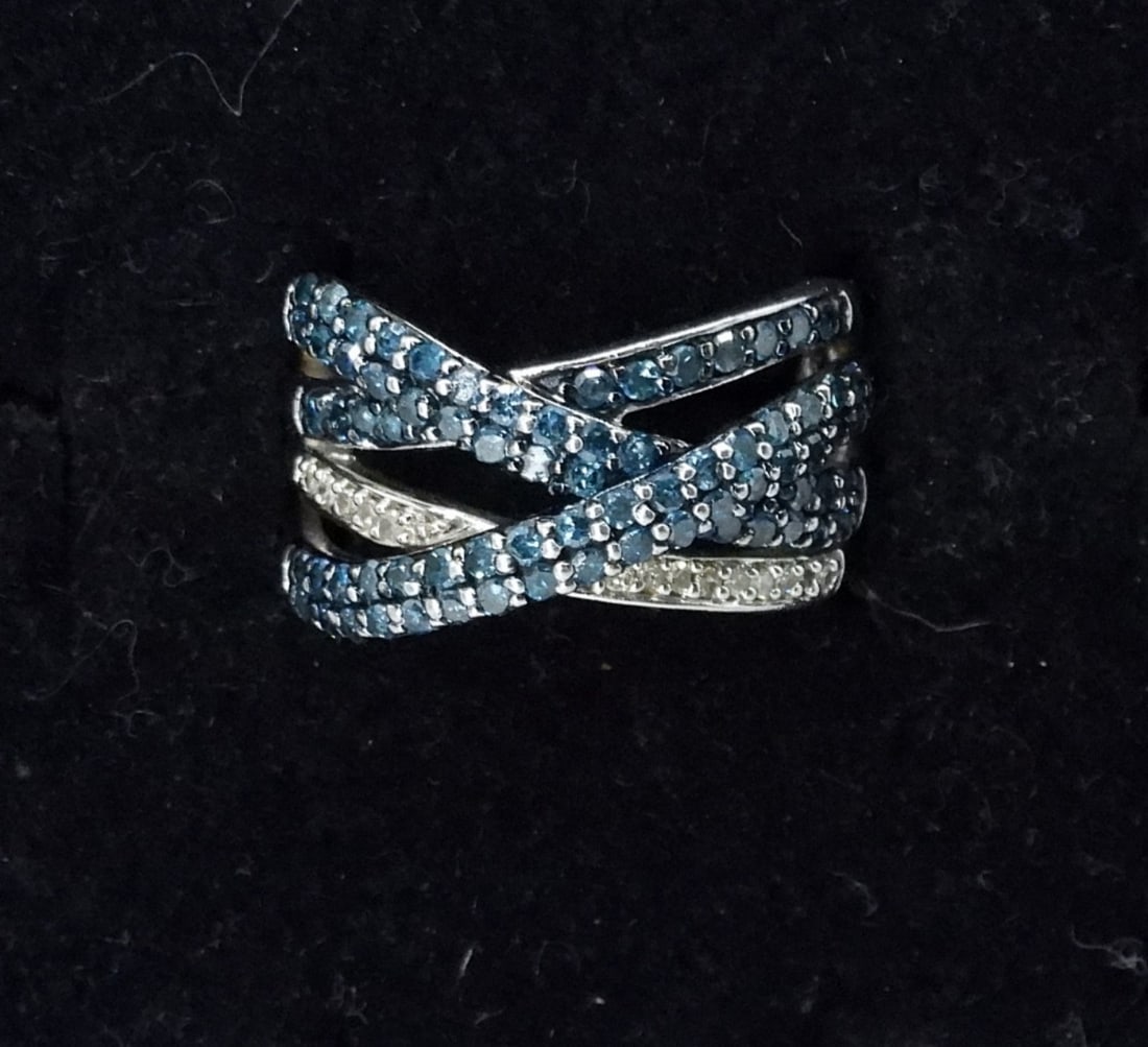 BLUE DIAMOND & MOISSANITE 925 RING (1 of 4)