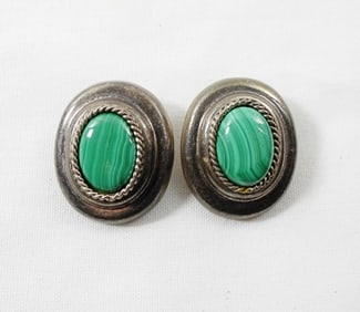 BEAUTIFUL GREEN STONE EARRINGS 925