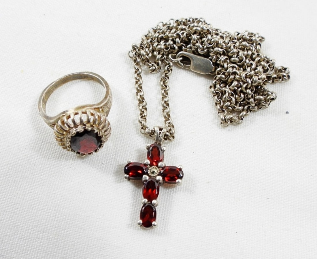 VINTAGE GARNET STERLING CROSS & RING (1 of 3)