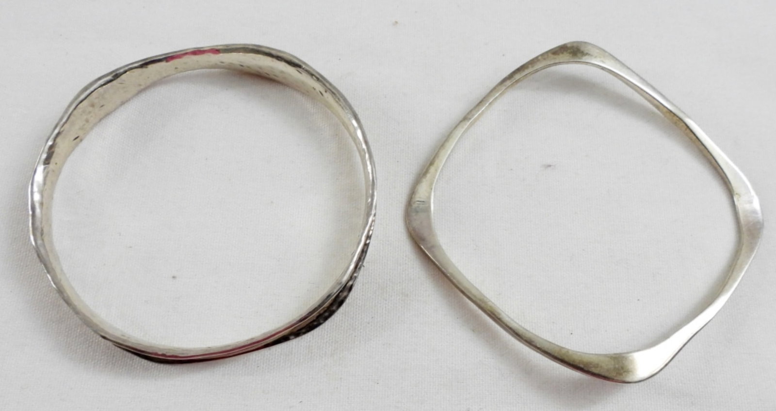 (2) 925 UNIQUE BANGLE BRACELETS (1 of 2)