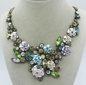 JOAN RIVERS VINTAGE NECKLACE