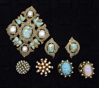 SARAH COVENTRY PIN EARRING SET & MORE