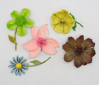(5) VINTAGE FLOWER BROOCHES