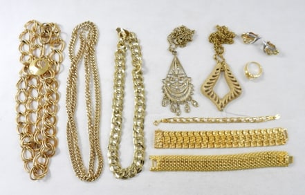 (10) GOLD TONED LOT