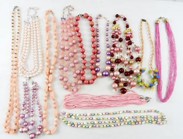 FUN PINK NECKLACES (12) GRAB BAG