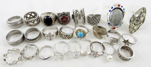 LARGE LOT SILVER TONE RINGS (25)