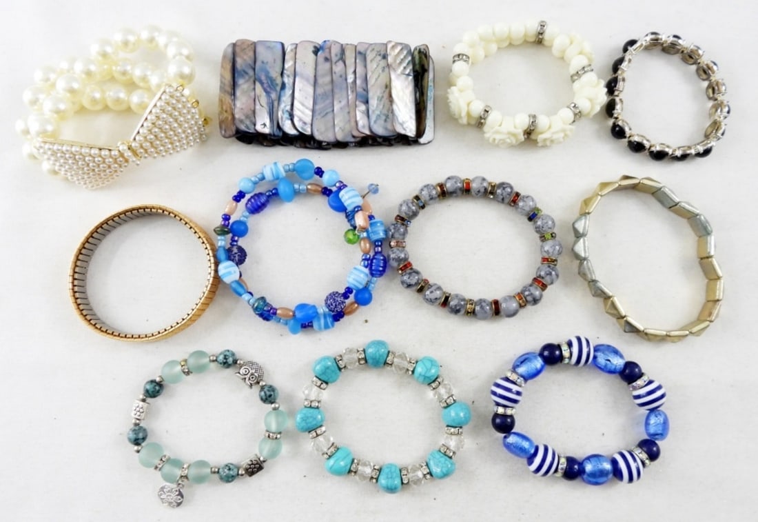 LADIES FASHION STRETCHY BRACELET LOT (11) (1 of 2)