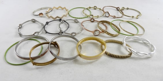 20 FASHION BANGLES (1 KATE SPADE) LOT