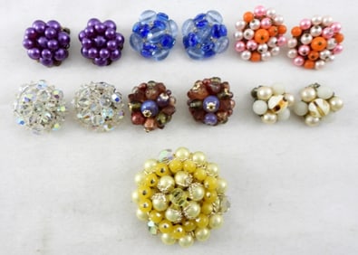 VINTAGE BEADED EARRINGS AND BROOCH LOT