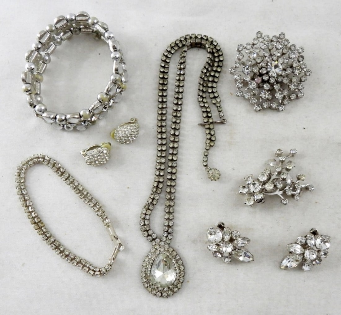 DIAMOND STYLE MIXED JEWELRY LOT (7) (1 of 2)