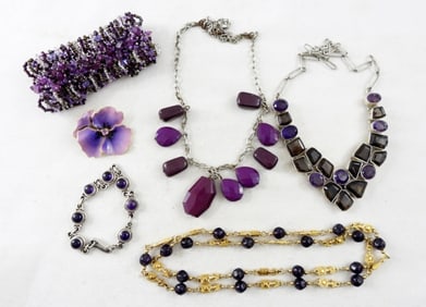 ASSORTED PURPLE LADIES JEWELRY LOT