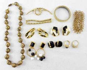CLASSIC GOLD, WHITE, BLACK JEWELRY LOT (11)