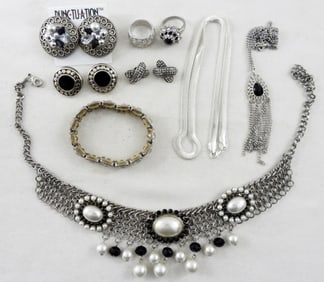 (9) SILVER TONE FASHION LOT