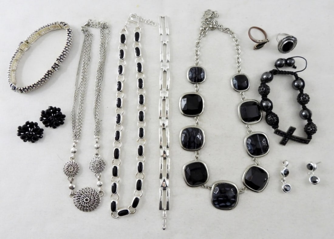 (10)BLACK RHINESTONE FASHION LOT (1 of 2)